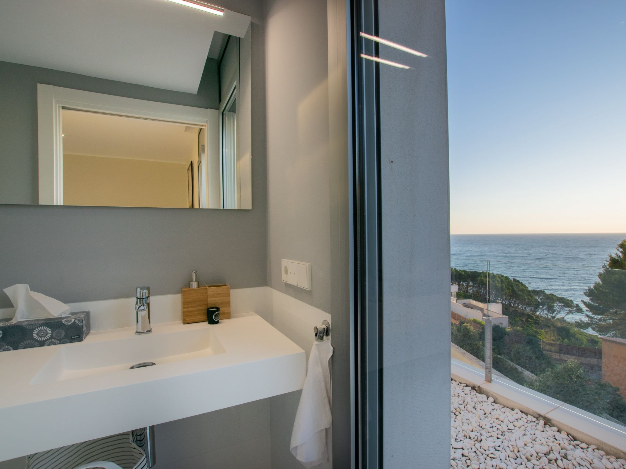 Haus Emnitan-Image-tags.info