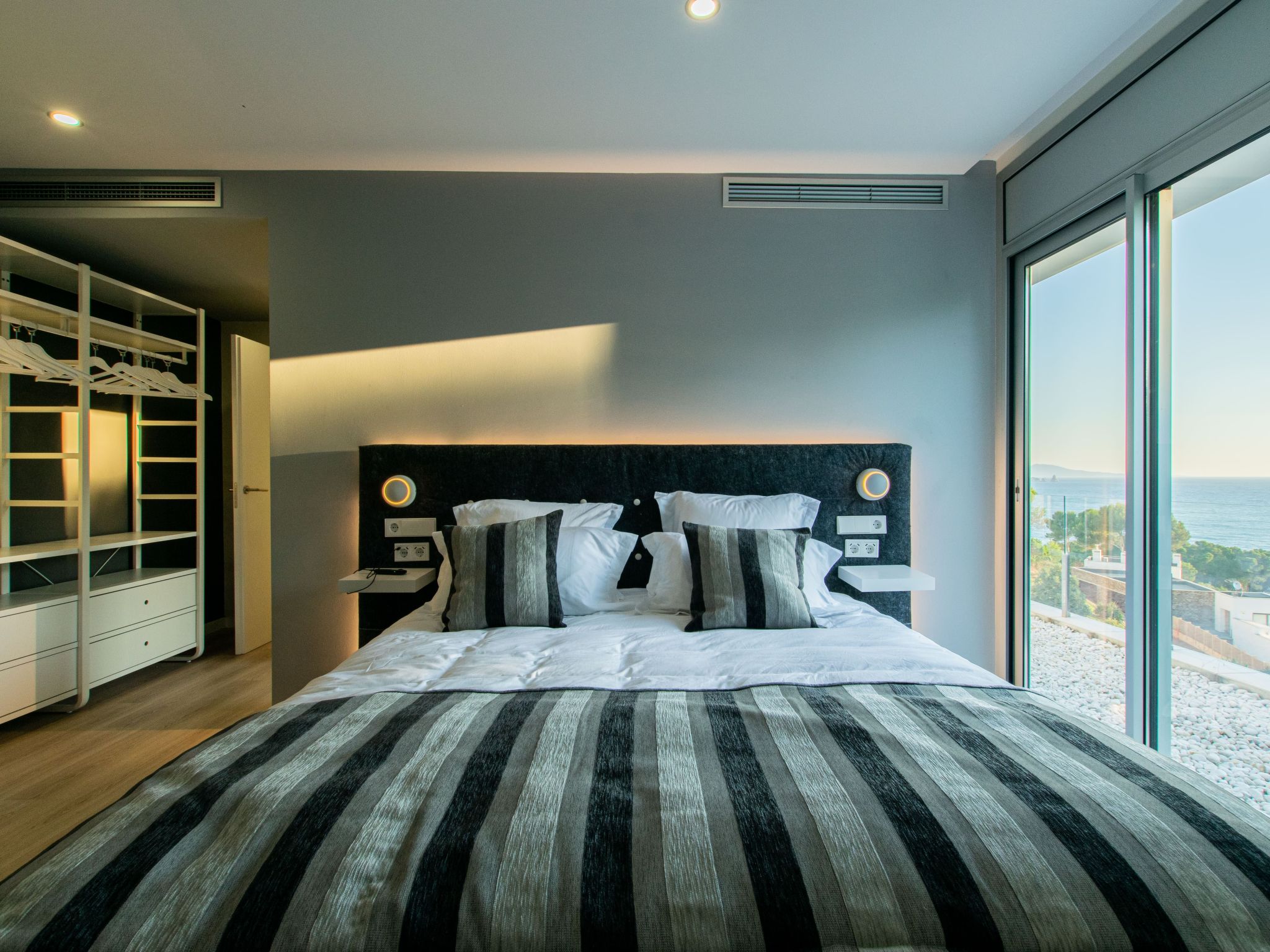 Haus Emnitan-Image-tags.info