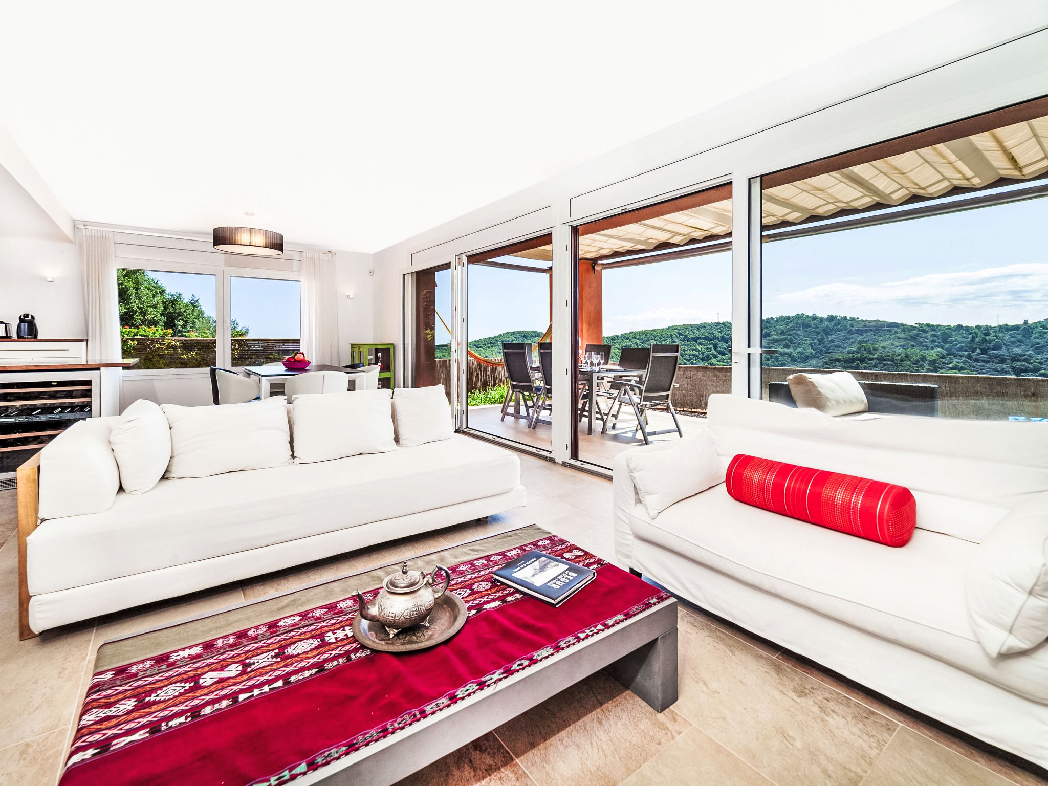 Photo of Jandalo Berria