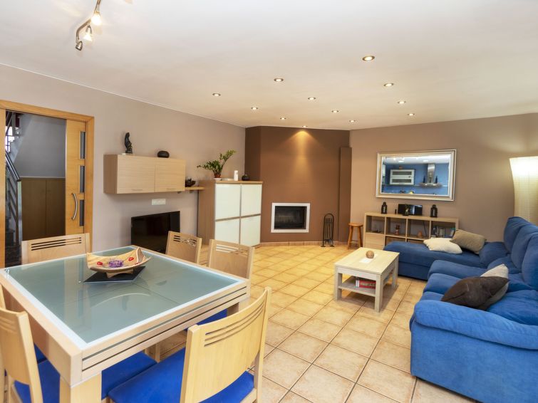 Search and Stay destination el Llac del Cigne, CT - Spain from AU$ 371. Dolce
