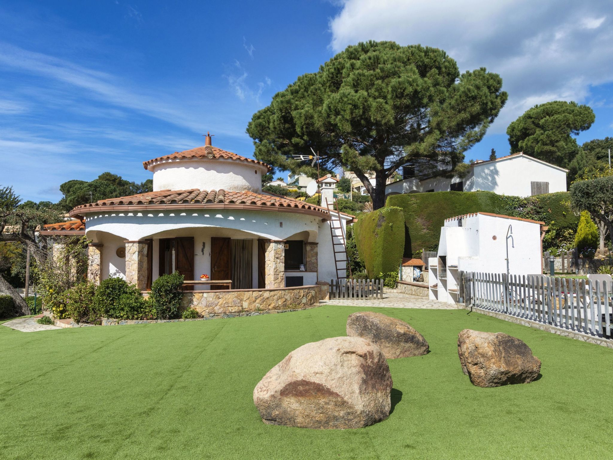 Photo of Mas Companys