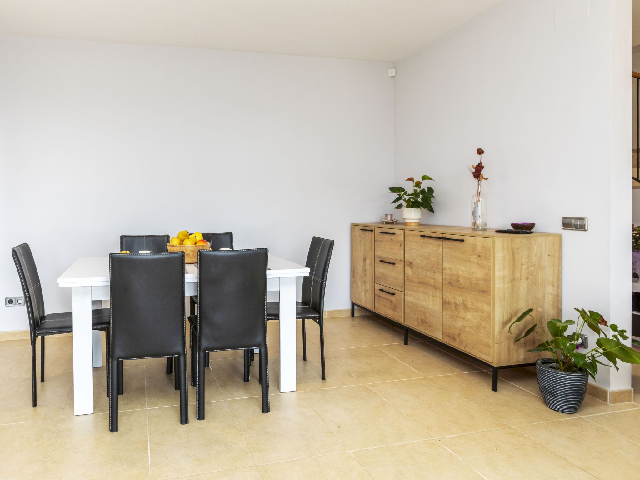 Together House-Binnen