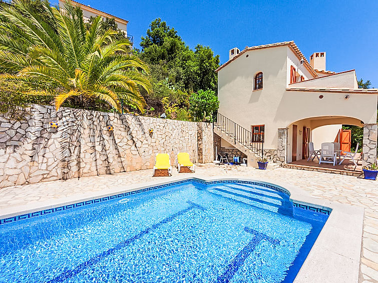 Search and Stay destination Calonge, CT - Spain from AU$ 302. Cabanyes