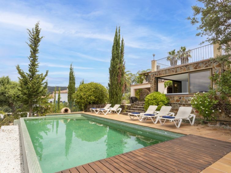 6-persoons villa met privézwembad en bergzicht in Calonge in Calonge