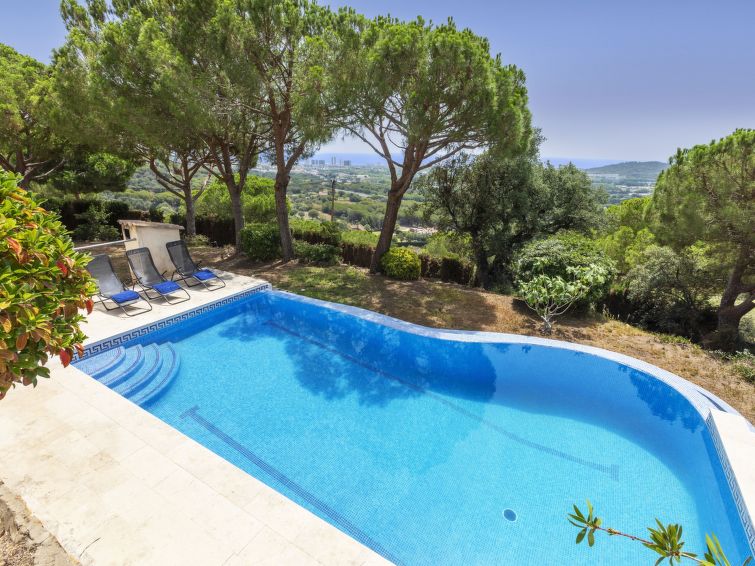 Playa D’Aro accommodation cottages for rent in Playa D’Aro apartments to rent in Playa D’Aro holiday homes to rent in Playa D’Aro