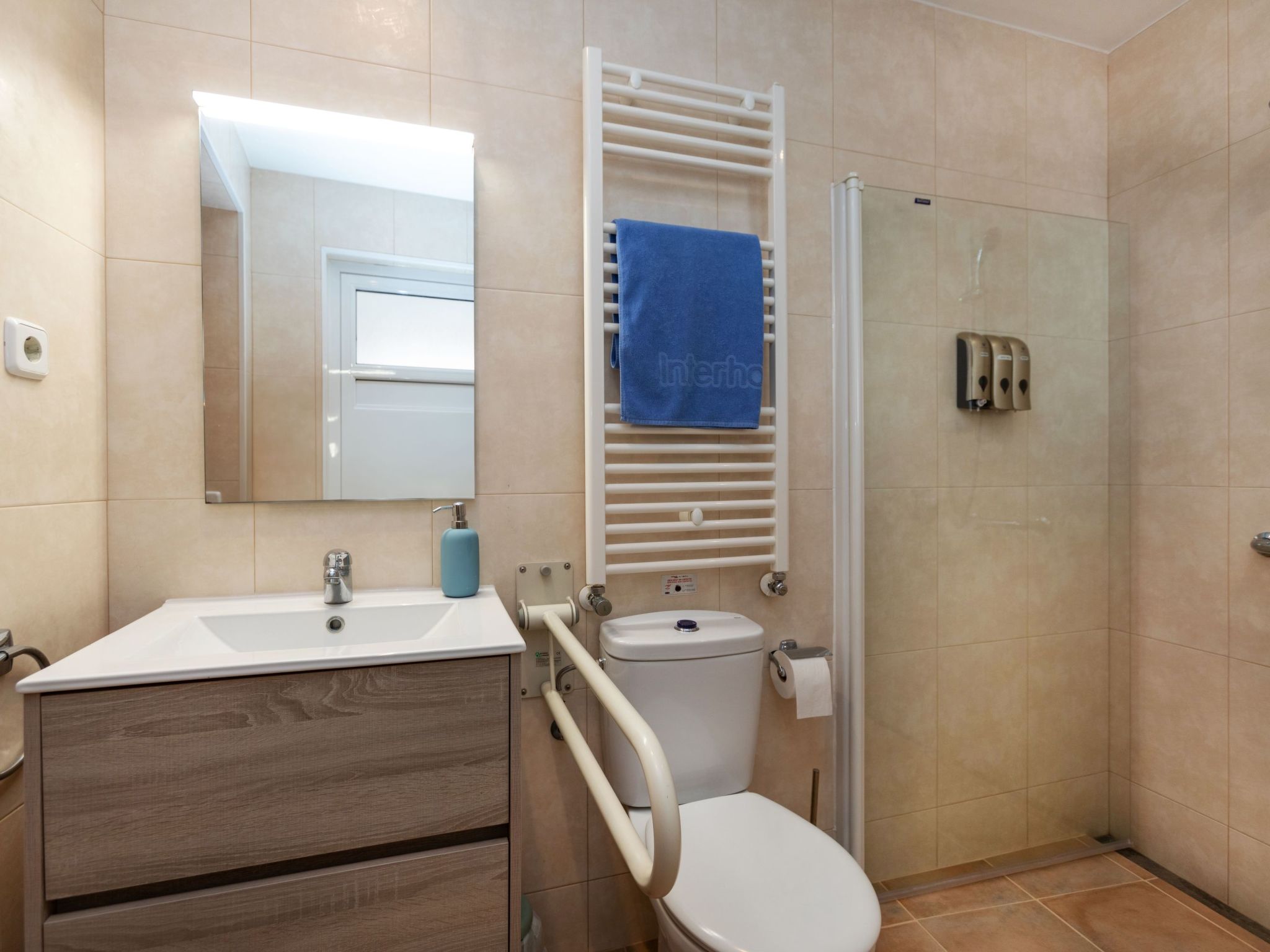 Photo of Can Can Grau