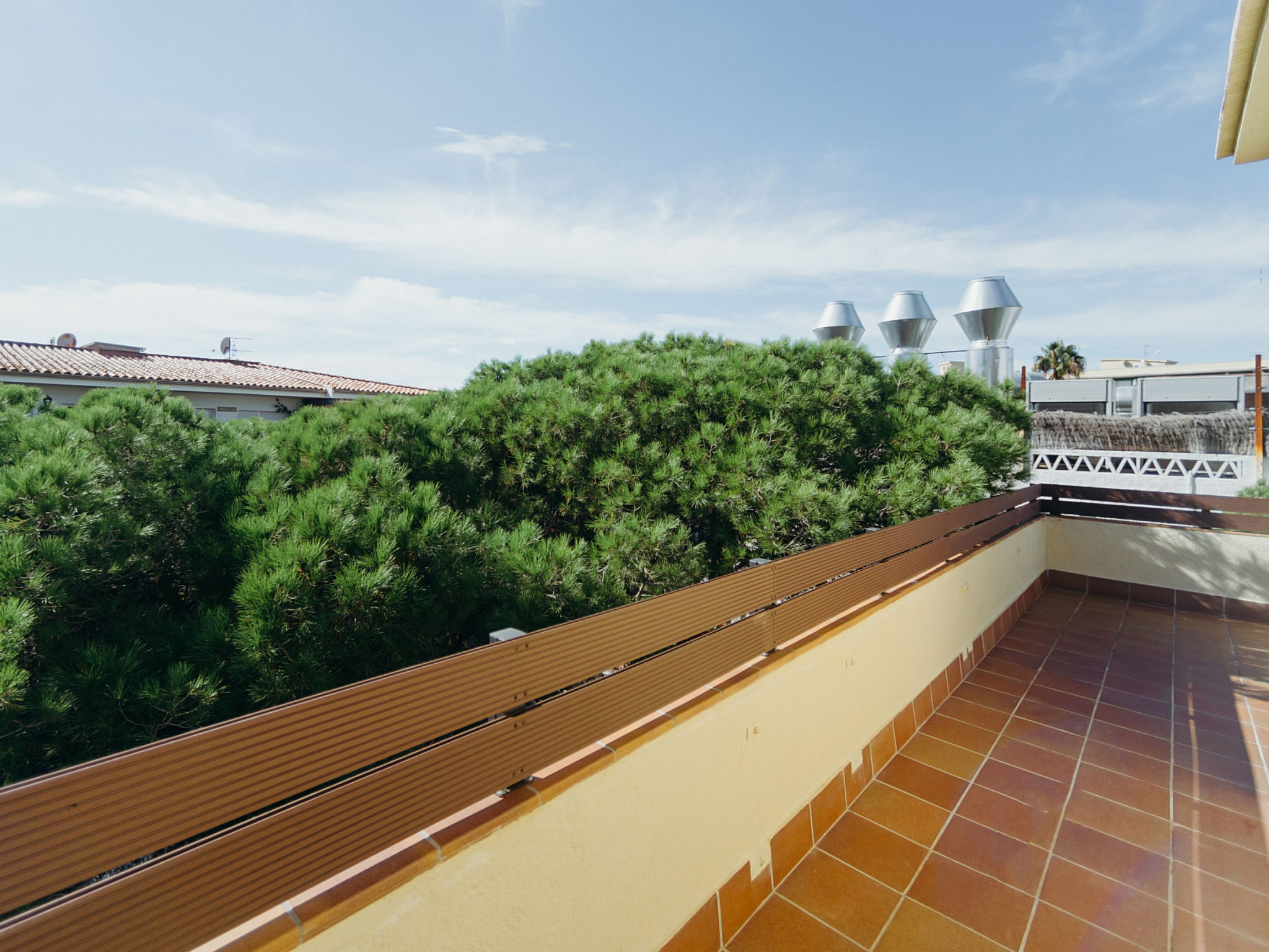 Photo of WELCS DUPLEX 192 PDA cerca del mar