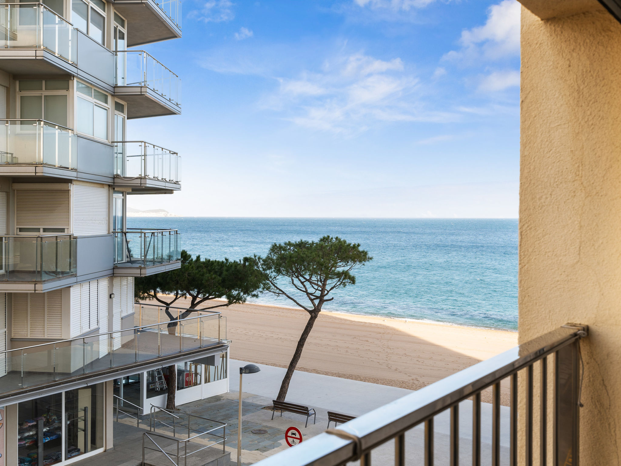 Photo of WELCS APARTAMENTO 130 PDA frente al mar