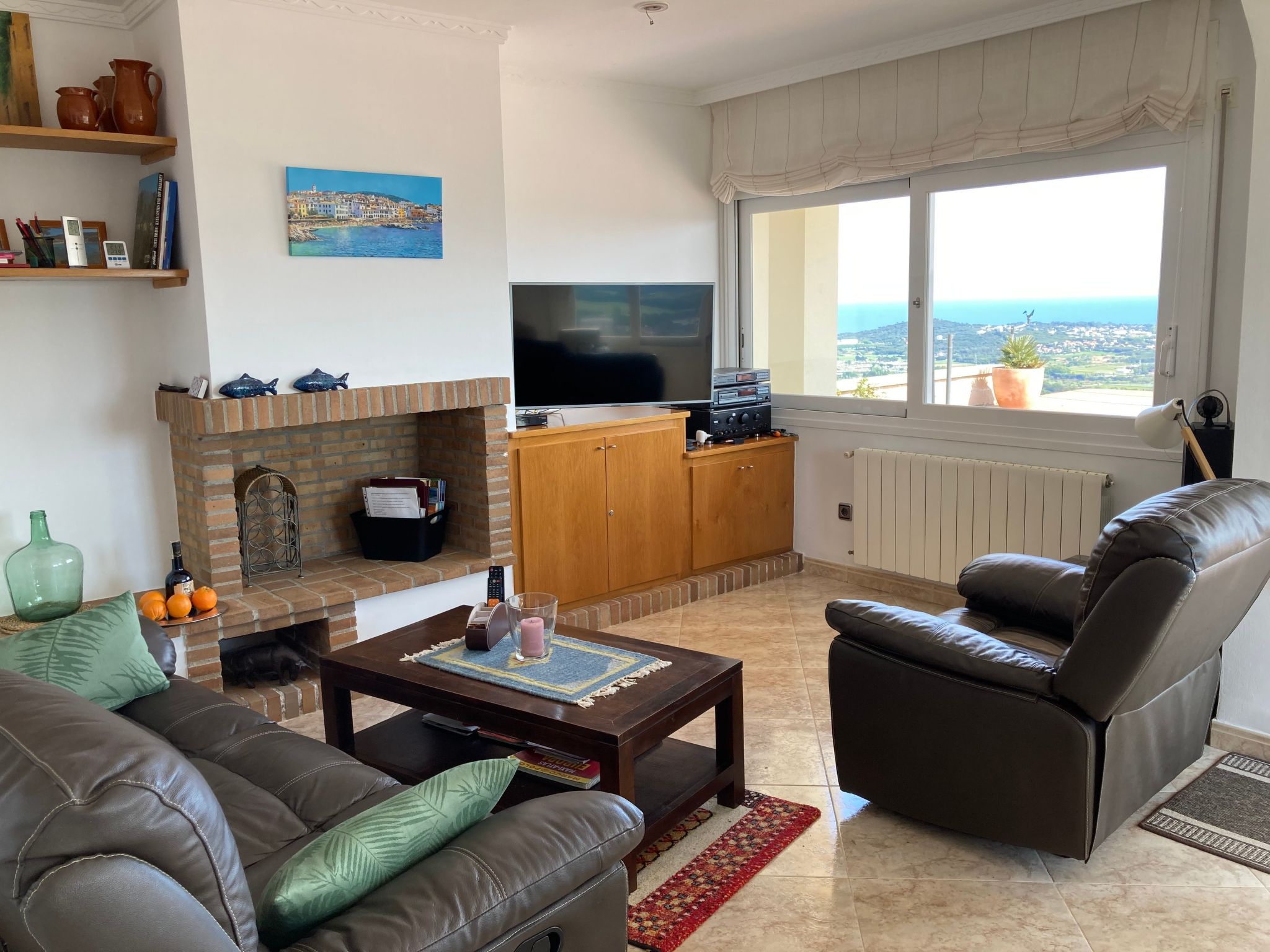 Gemütliches Ferienhaus mit Pool und Meerblick-Binnen