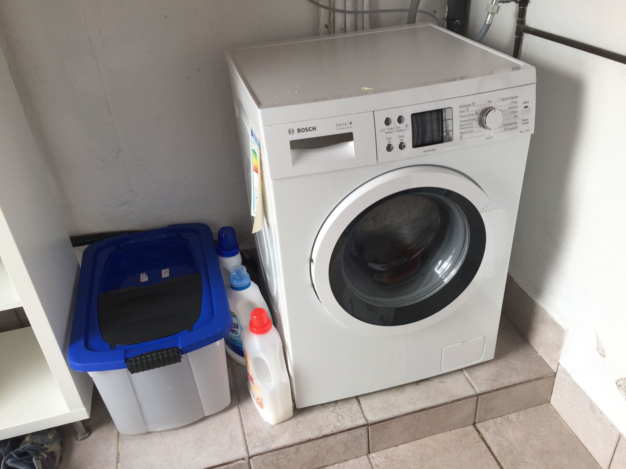 Gemütliches Ferienhaus mit Pool und Meerblick-Binnen