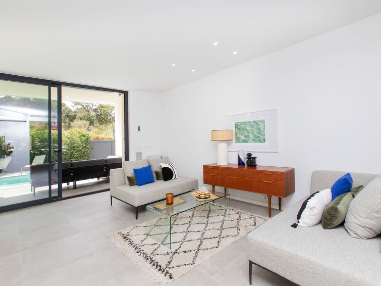Search and Stay destination Sant Feliu de Guíxols, CT - Spain from AU$ 428. Alyssa