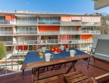 Knus appartement Llevant in centrum Tossa de Mar, 600m van strand - thumbnail 1
