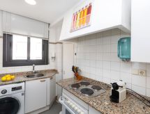 Atic Cap Tossa: Centraal appartement op 200m van strand en zee - thumbnail 4