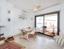 Atic Cap Tossa: Centraal appartement op 200m van strand en zee - thumbnail 2