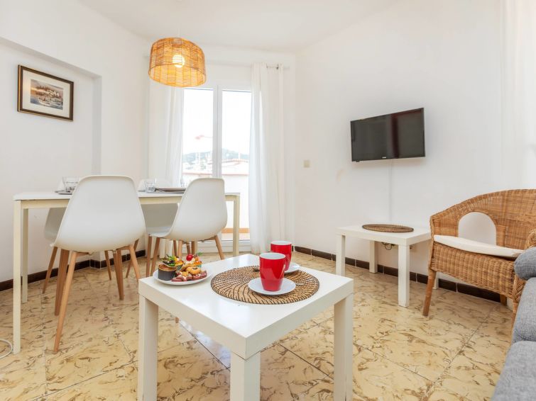 4-persoons appartement Garbinada met bergzicht in Tossa de Mar in Tossa de Mar