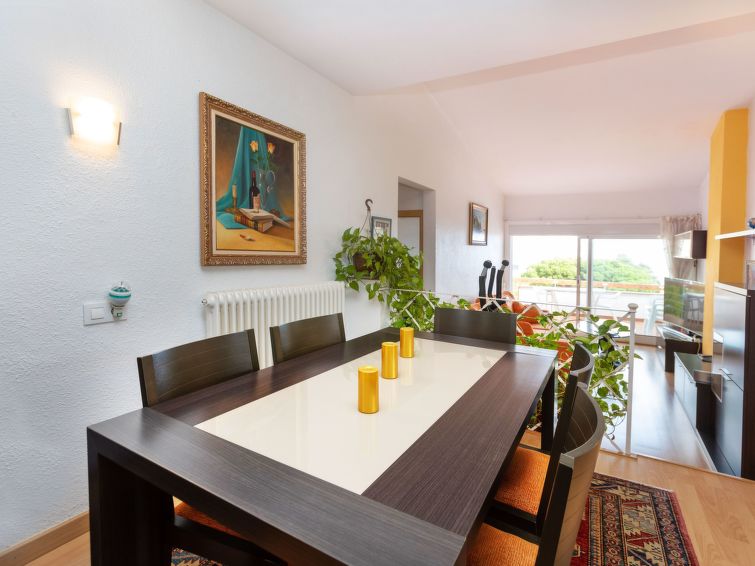 Search and Stay destination Tossa de Mar, CT - Spain from AU$ 399. Junco