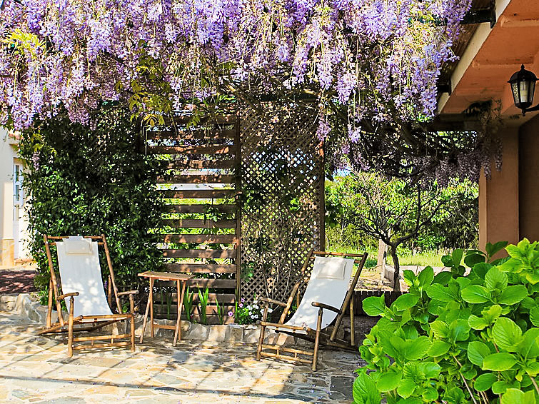 Search and Stay destination Vidreres, CT - Spain from AU$ 527. Marina