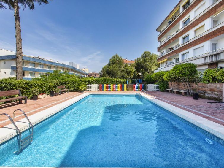 Op 500 m van zee: Cosy Lloret appartement met wellness in Lloret de Mar