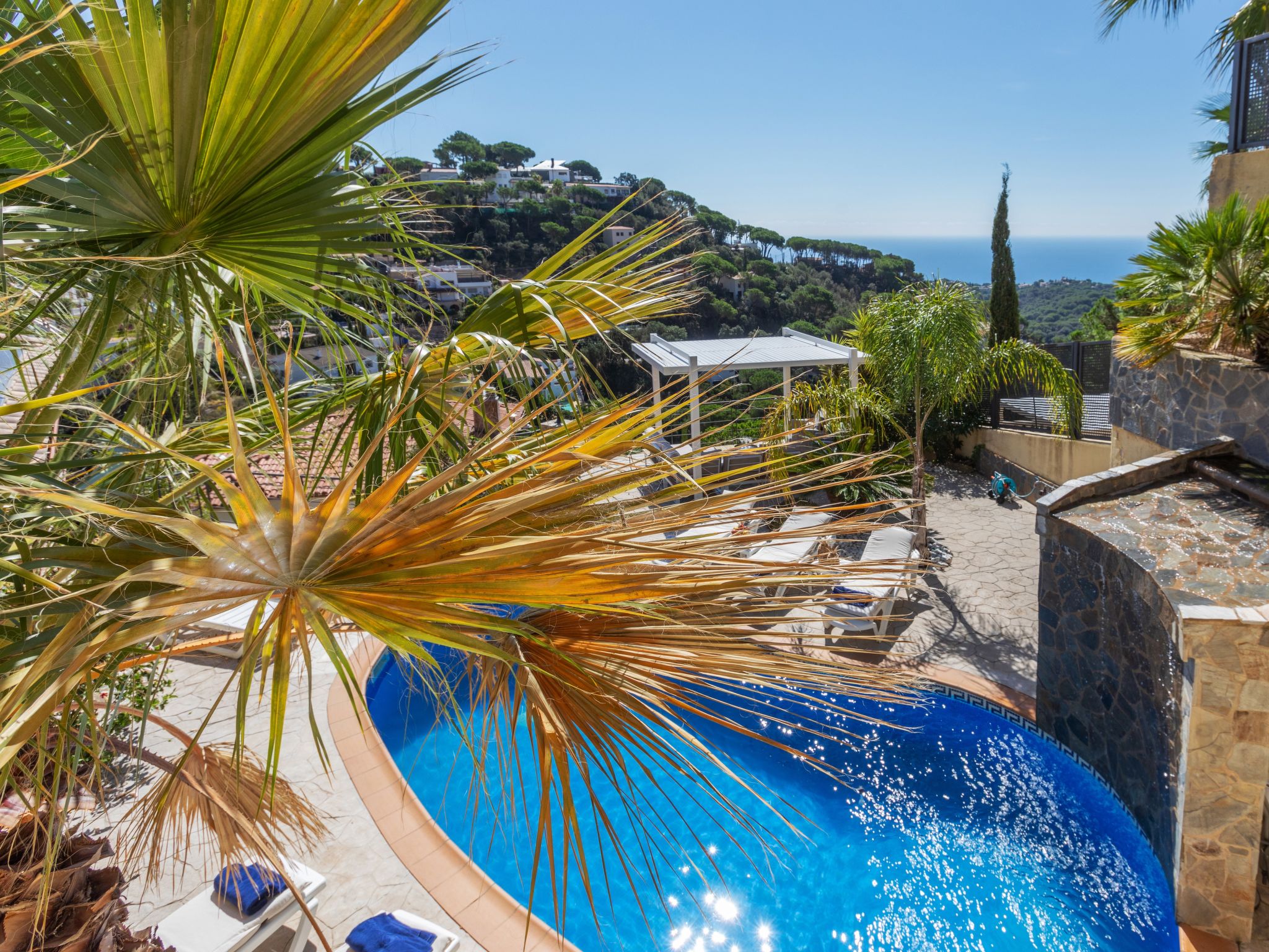Floradise Villa in Lloret de Mar