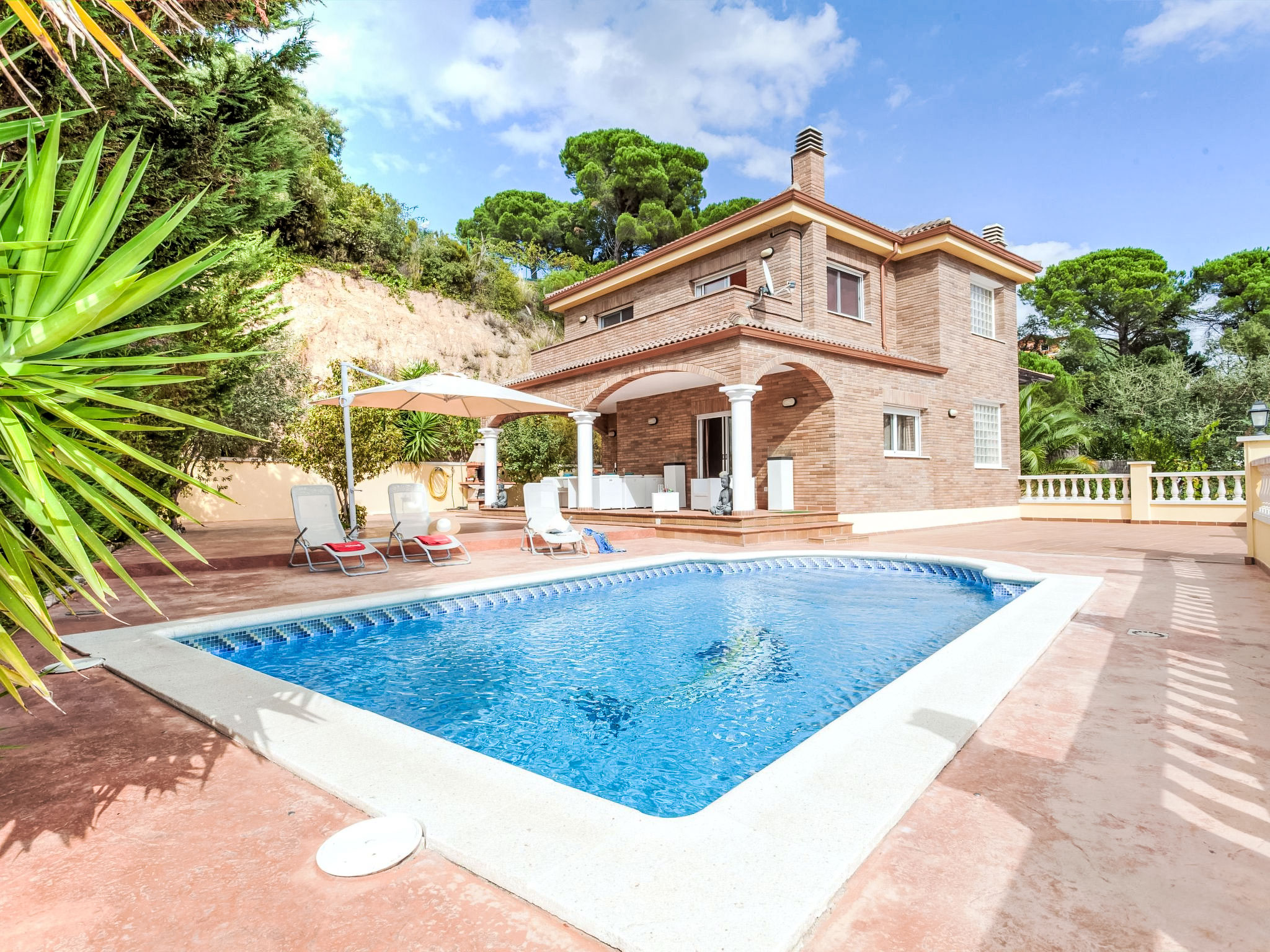 Buda Accommodation in Lloret de Mar