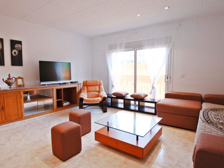 Search and Stay destination Girona, CT - Spain from AU$ 370. Blue