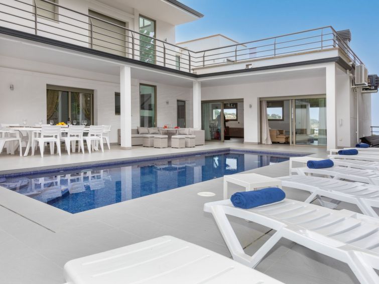 Search and Stay destination Lloret de Mar, CT - Spain from AU$ 657. Palmbeach
