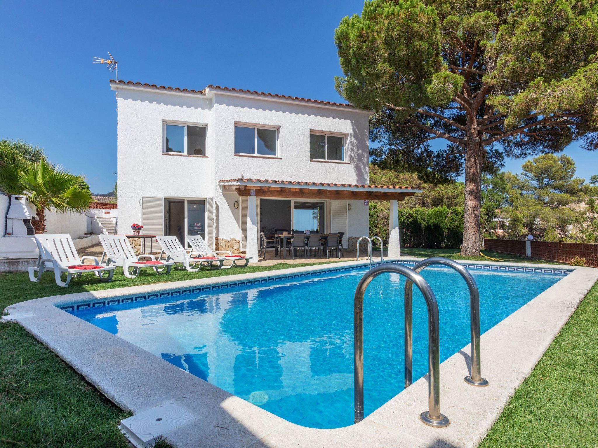 Neus Villa in Lloret de Mar