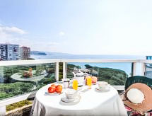 Direct aan zee in Blanes: comfortabel appartement voor 4 op 50m van het strand - thumbnail 1