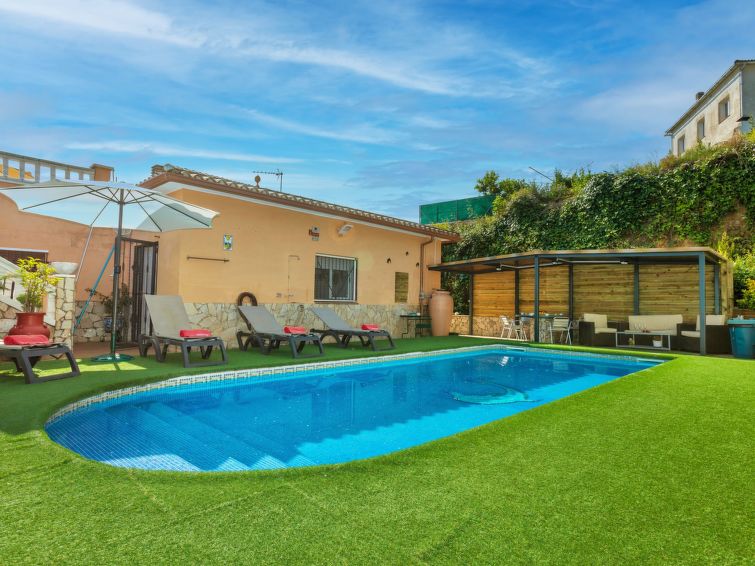 Search and Stay destination Maçanet de la Selva, CT - Spain from AU$ 463. Aguilera