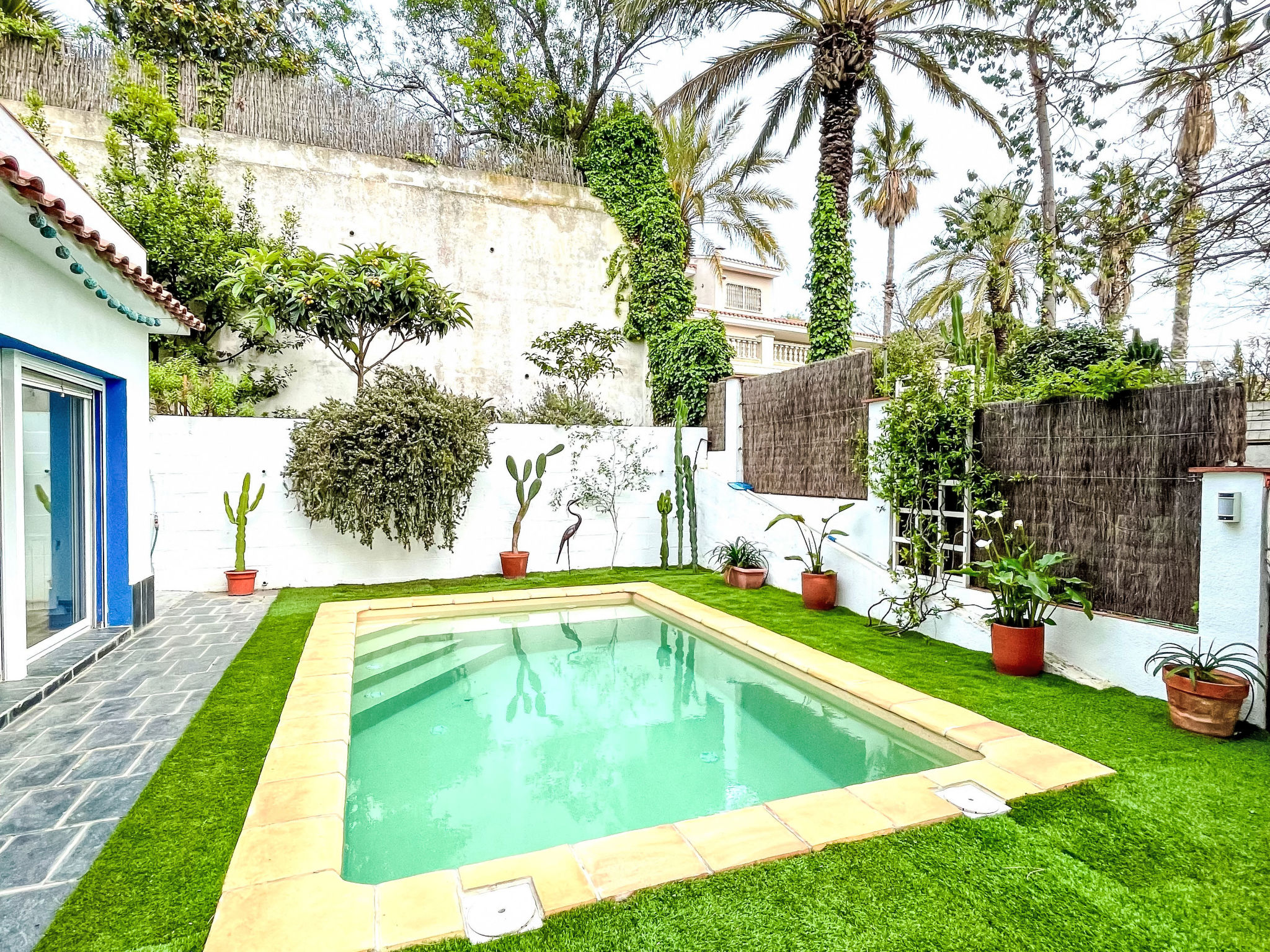 Casa familiar con piscina - Dehors