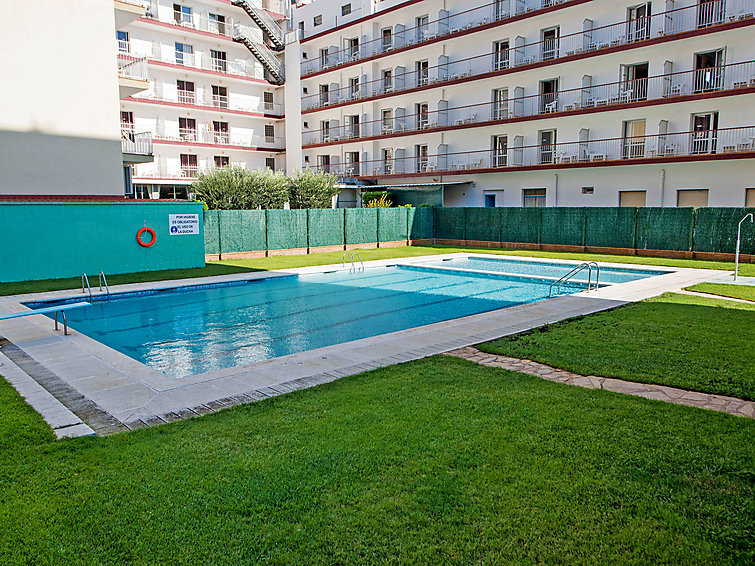 Holiday Apartment Paisos Catalans