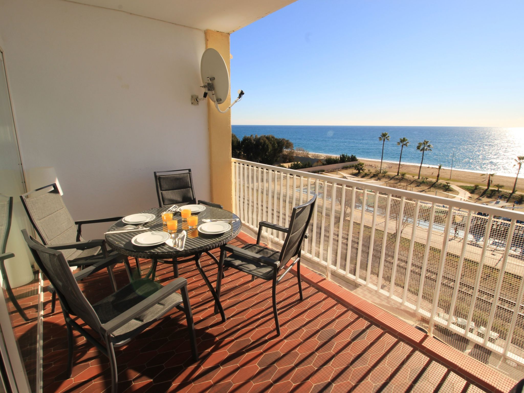 Wohnung mit Wasserblick — Terrace (2 of 27)