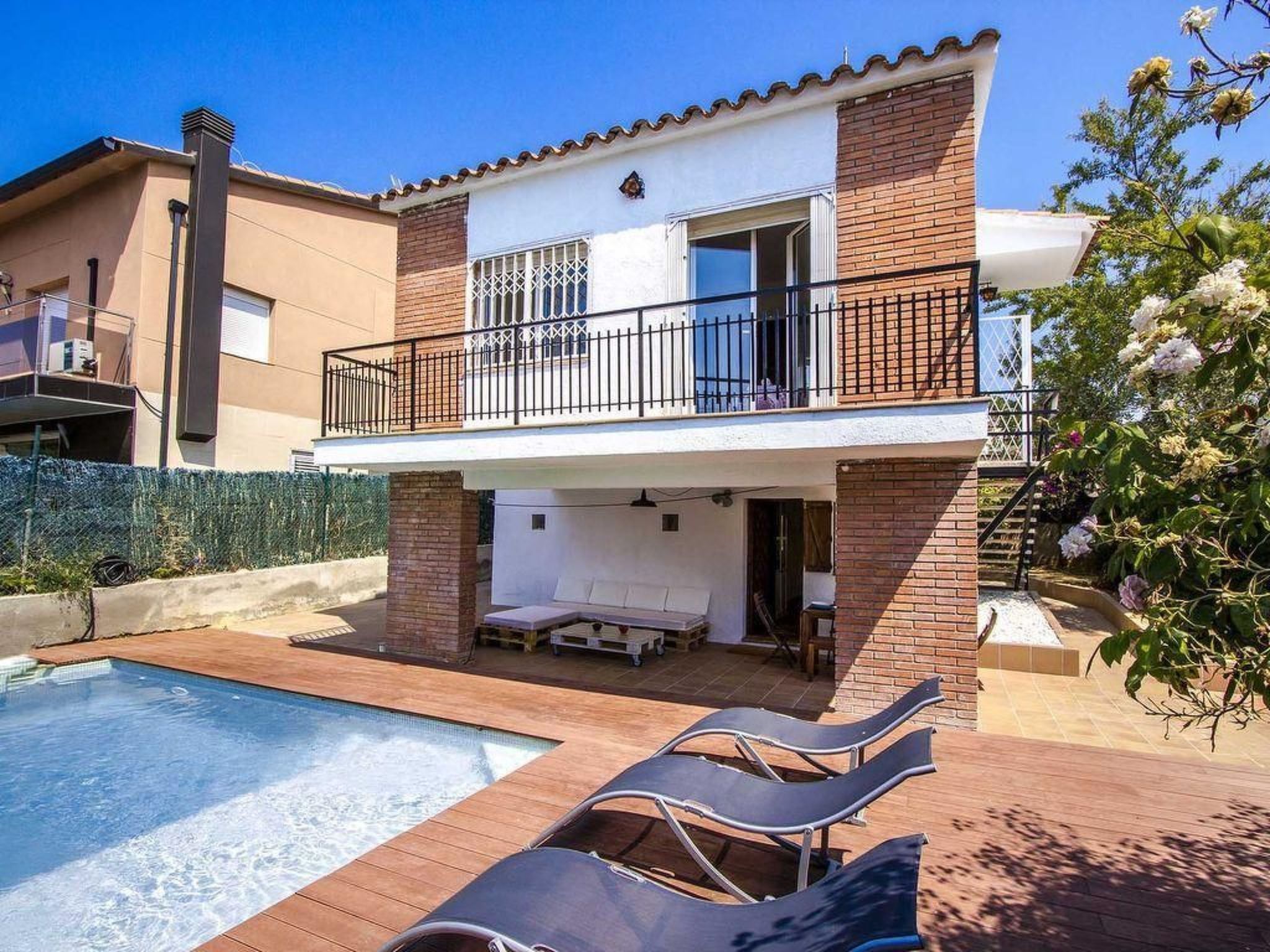 Can Pinemar-Barcelona Küste-Schwimmbad, Playa