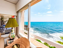 Luxe appartement op 40 meter van het strand in Sant Andreu de Llavaneres - thumbnail 1