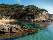 Luxe appartement voor 2 aan de Costa Brava met zwembad en tuin - thumbnail 3