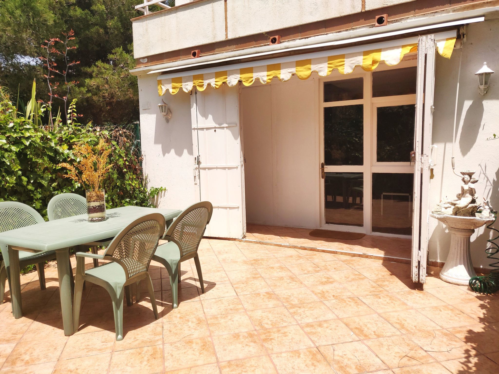 Luxe appartement voor 2 aan de Costa Brava met zwembad en tuin - foto 4