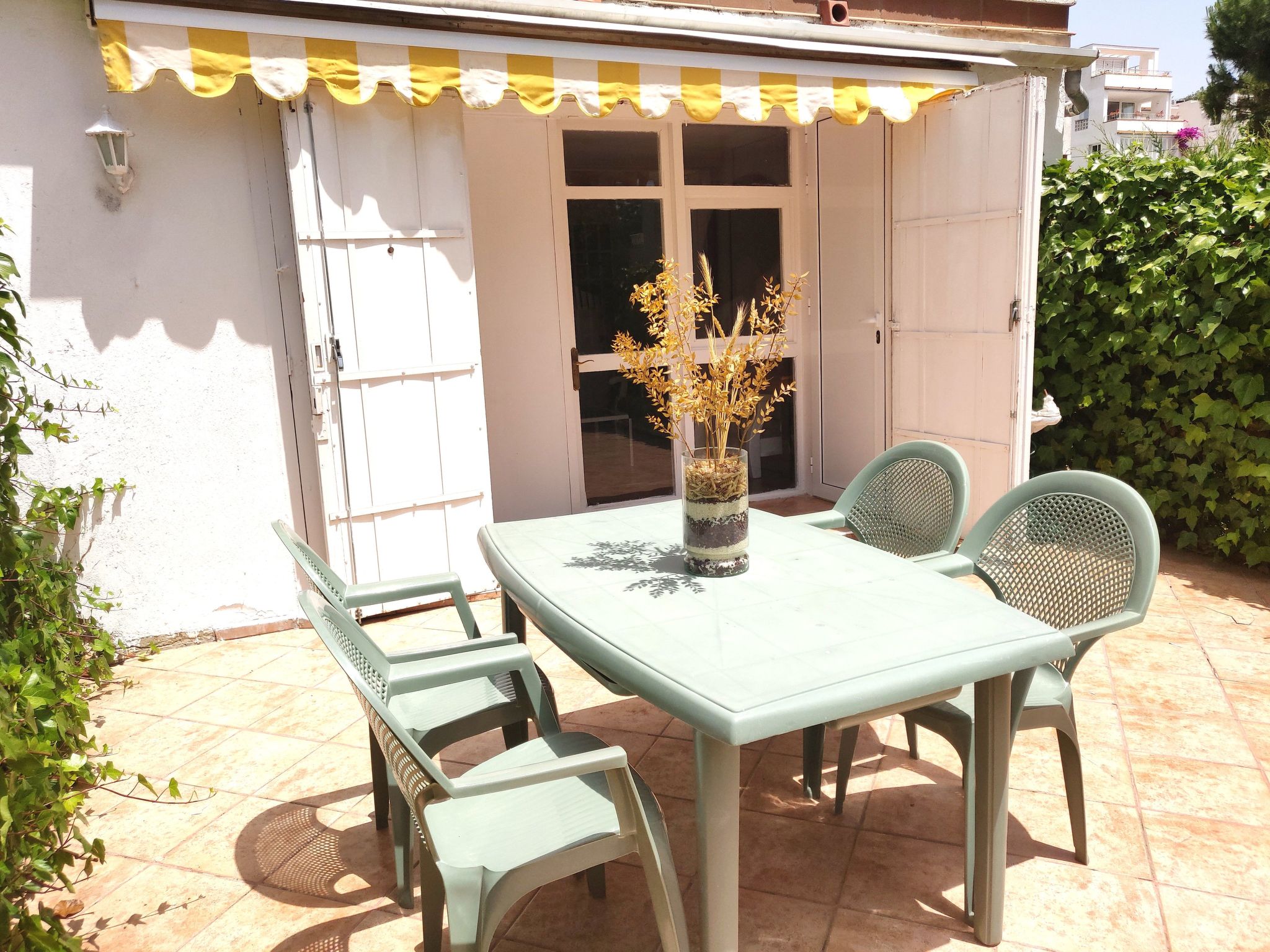 Luxe appartement voor 2 aan de Costa Brava met zwembad en tuin - foto 5