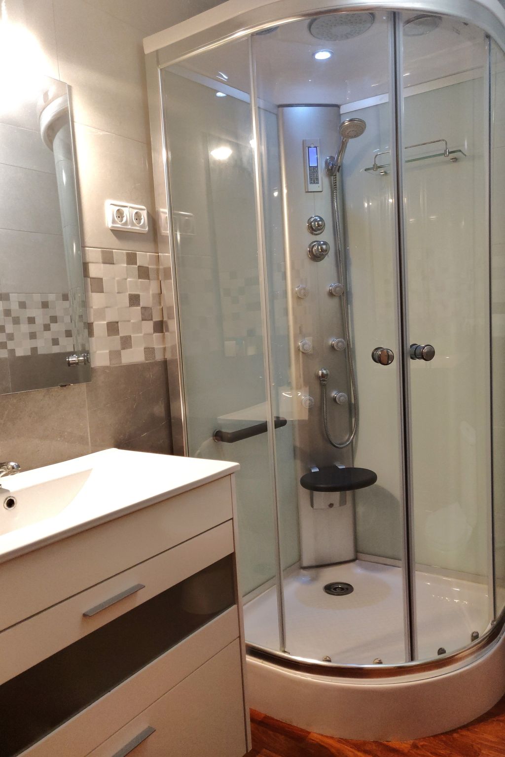 Luxe appartement voor 2 aan de Costa Brava met zwembad en tuin - foto 16
