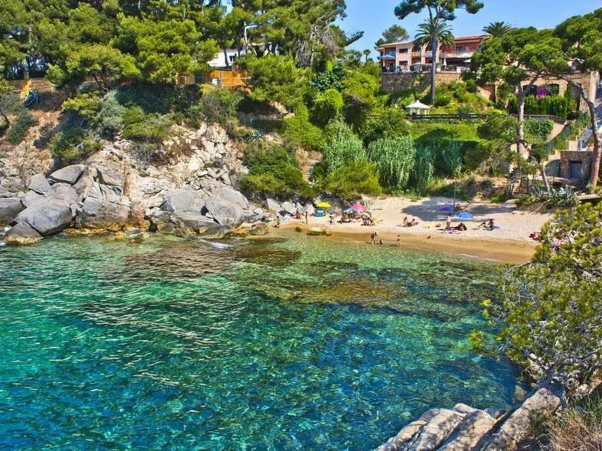 Luxe appartement voor 2 aan de Costa Brava met zwembad en tuin - foto 21