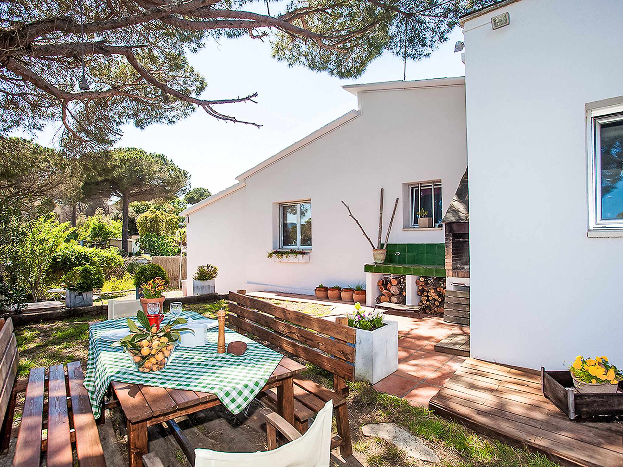 Moderne vrijstaande villa met privézwembad nabij Barcelona en zee - foto 23