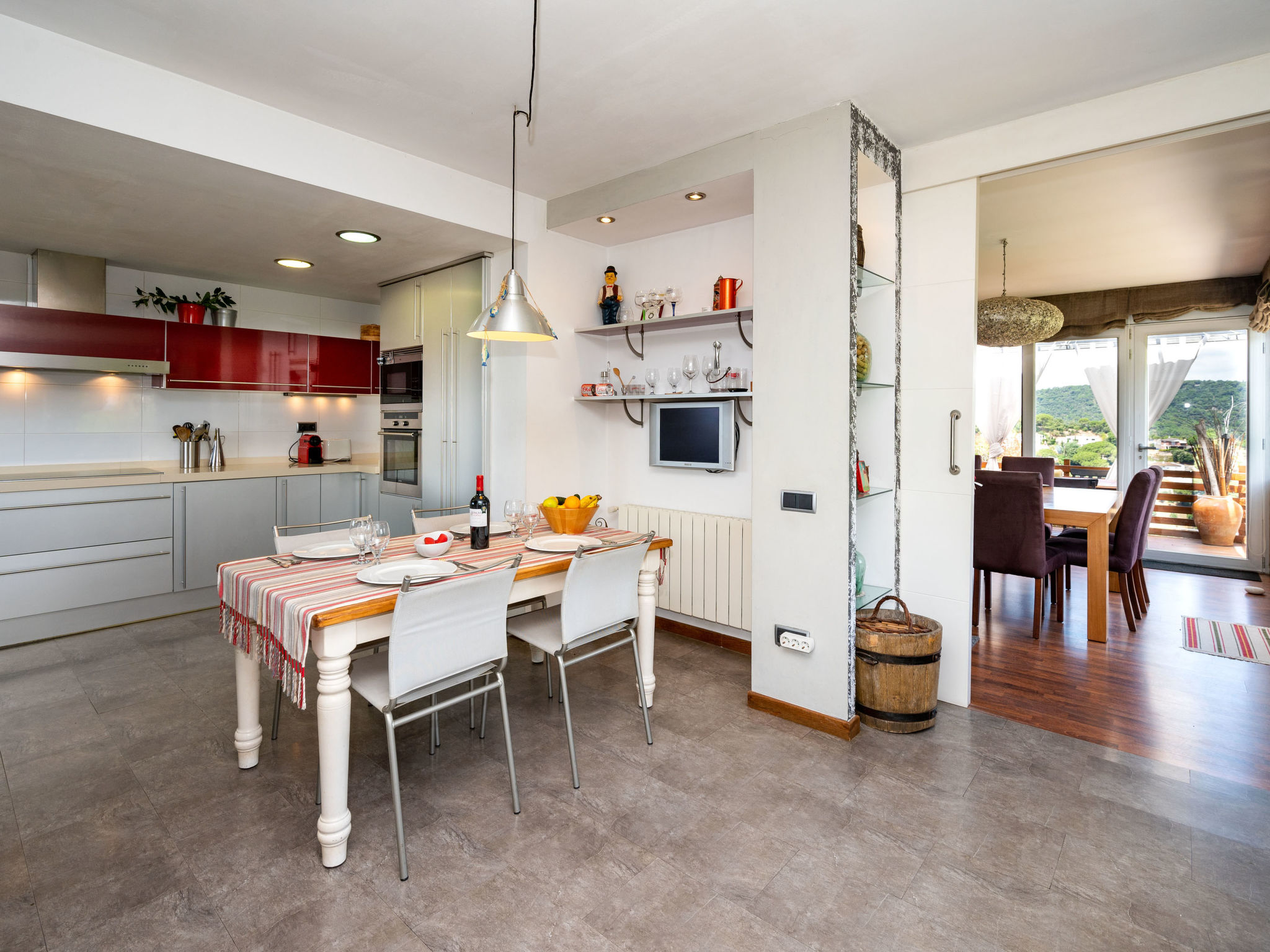 Moderne vrijstaande villa met privézwembad nabij Barcelona en zee - foto 11