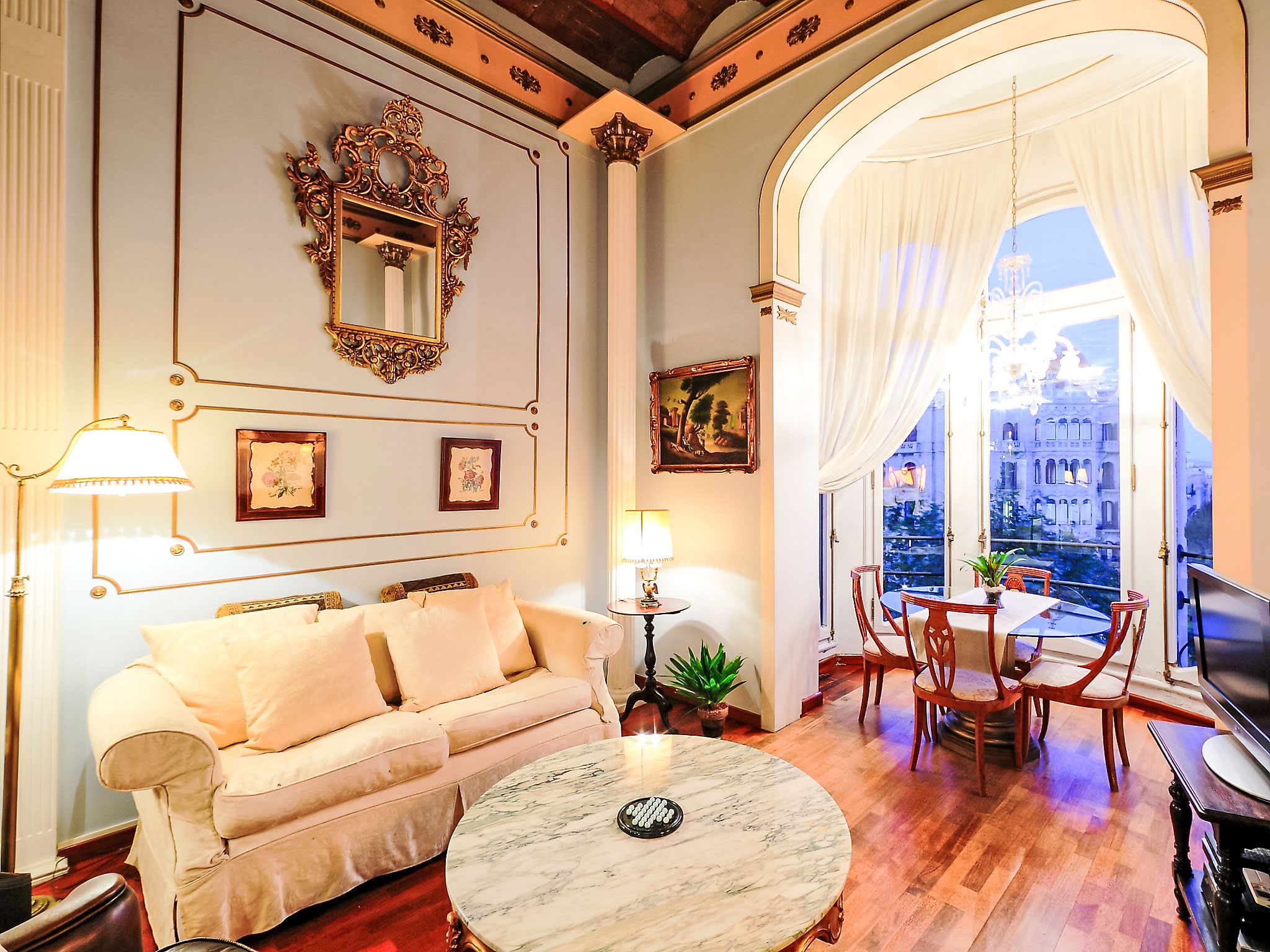 Plaza de Catalunya - Pso. de Gracia Apartment in Barcelona