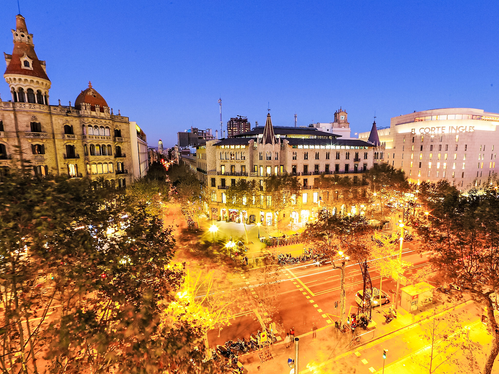 Photo of Plaza de Catalunya - Pso. de Gracia