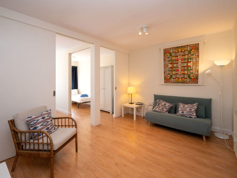 Search and Stay destination Eixample, CT - Spain from AU$ 482. Sagrada Familia: Rossello