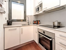 Modern appartement in Poblenou, 700m van strand Bogatell, 3 slaapkamers - thumbnail 3