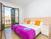 Apartamento Eix.Dret:Roger de LLuria/Valencia