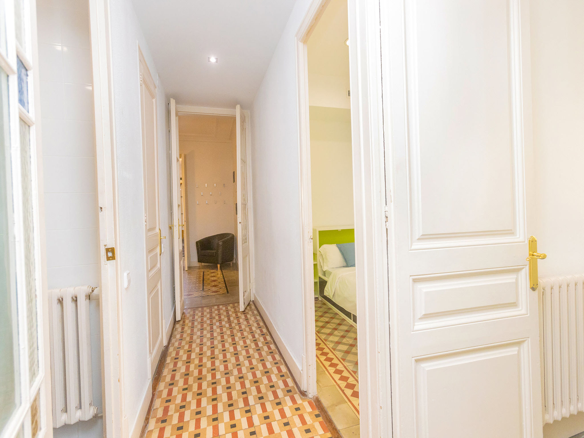 Photo of Eix.Dret:Roger de LLuria/Valencia