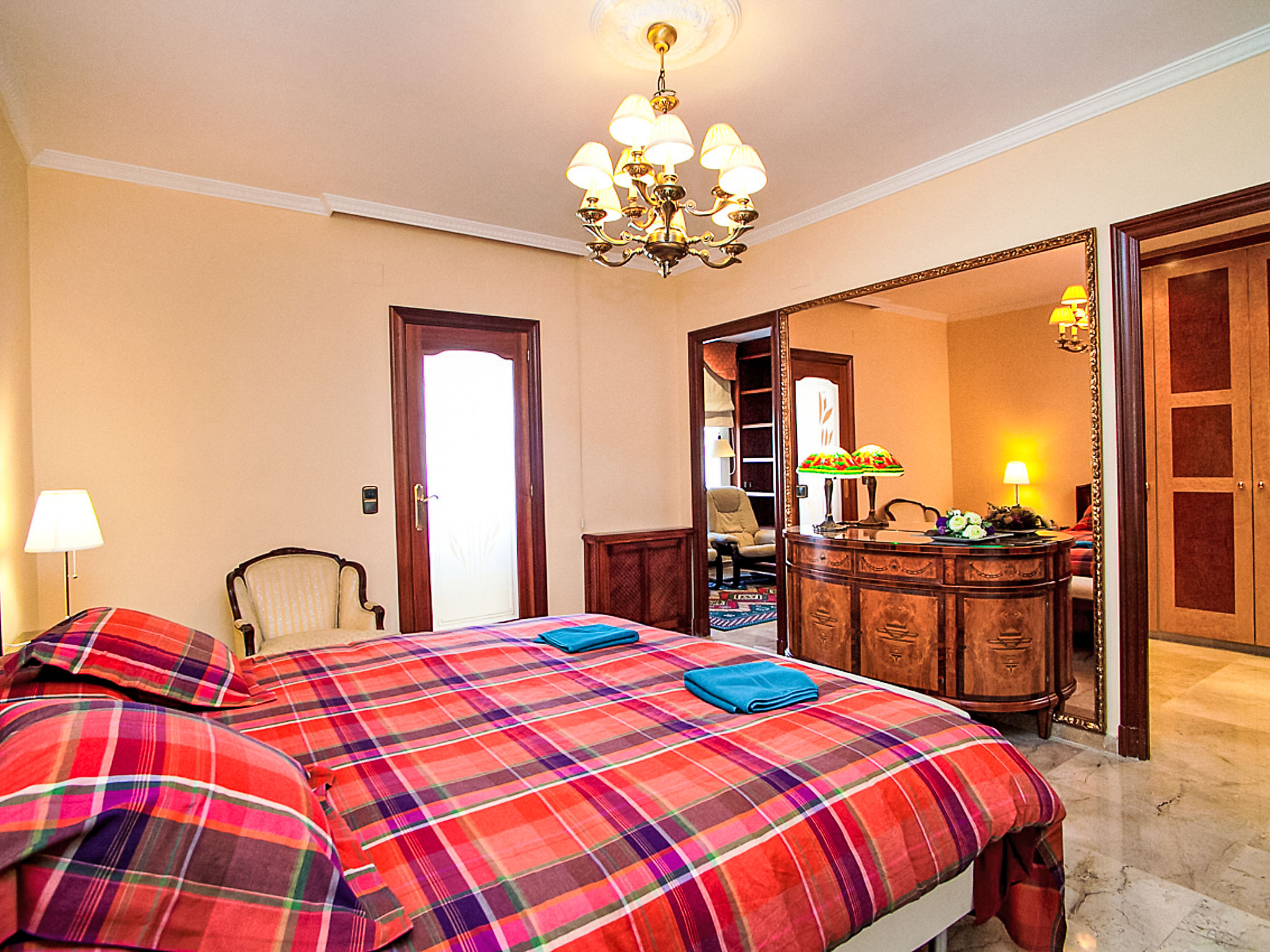 Photo of Pg Gracia - Valencia