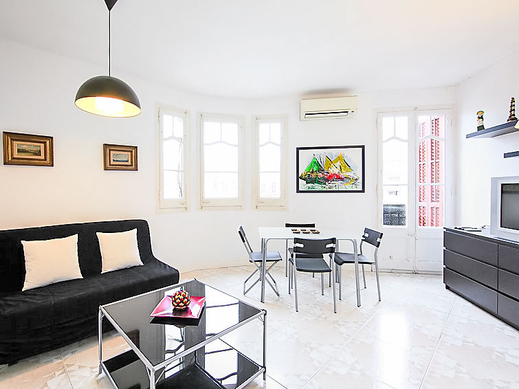 APARTAMENTO EIXAMPLE ESQUERRE ENTENÇA AV. ROMA 03