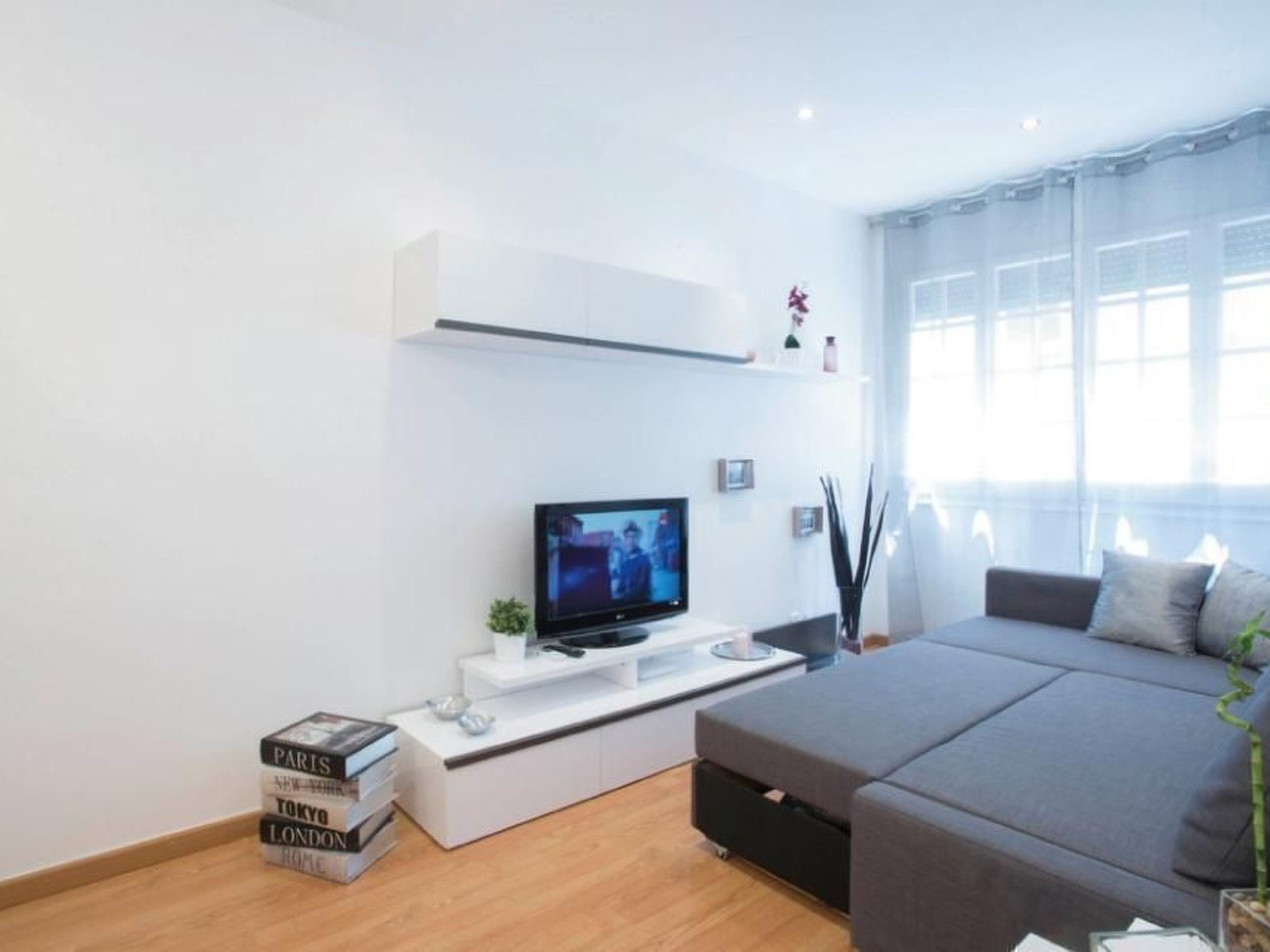 Wohnung mit Privatparkplatz-Image-tags.info